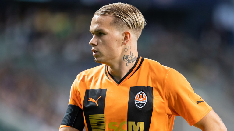 Chelsea complete $110 million Ukrainian deal